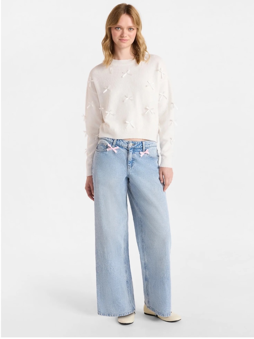 Women’s White Bow Sweater